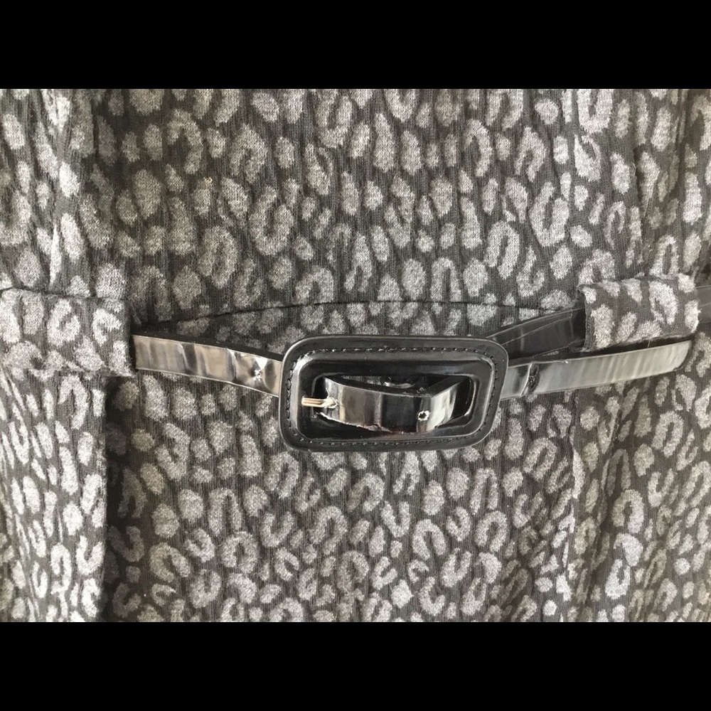 Calvin Klein Sleeveless Belted Leopard Dress 4 - Picture 4 of 4